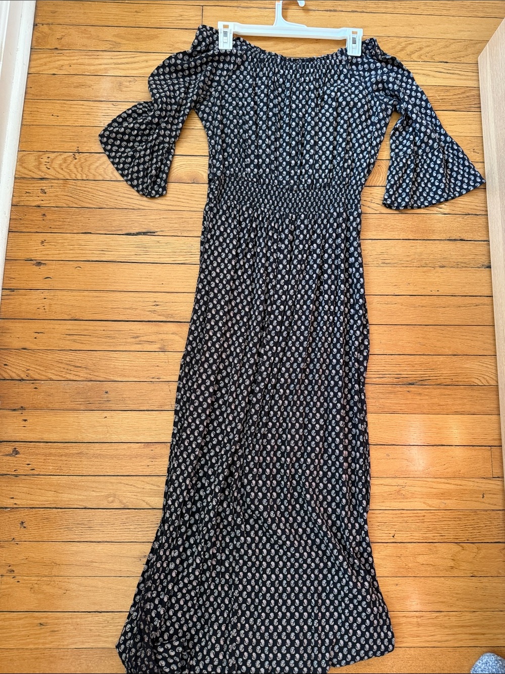 Off-Shoulder Black Patterned Maxi Dress